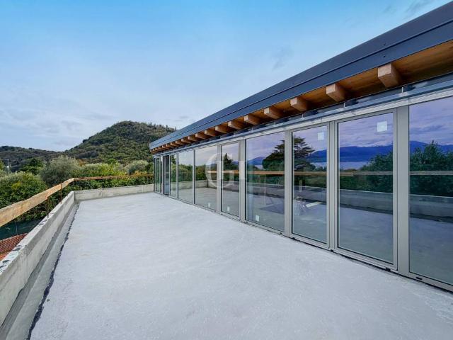 Villa Indipendente in vendita a Montinelle, Manerba Del Garda