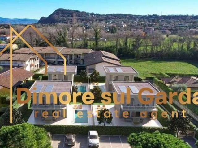 Villa Indipendente in vendita a Pieve Vecchia, Manerba Del Garda