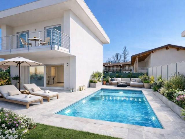Villa Indipendente in vendita a Pieve Vecchia, Manerba Del Garda