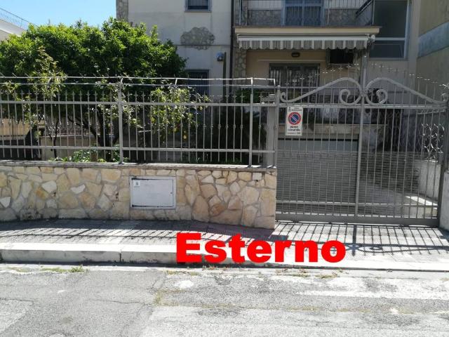 Villa Indipendente in vendita a Siponto, Puglia