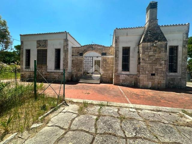Villa Indipendente in vendita a Ippocampo, Puglia