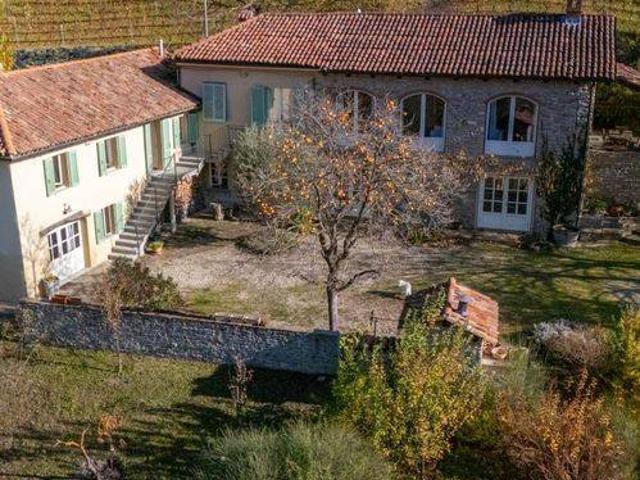 Villa Indipendente in vendita a Piemonte, Cuneo