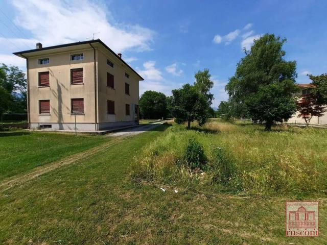 Villa Indipendente in vendita a Campagna, Maniago