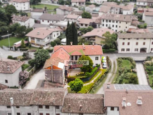 Villa Indipendente in vendita a Maniagolibero, Maniago