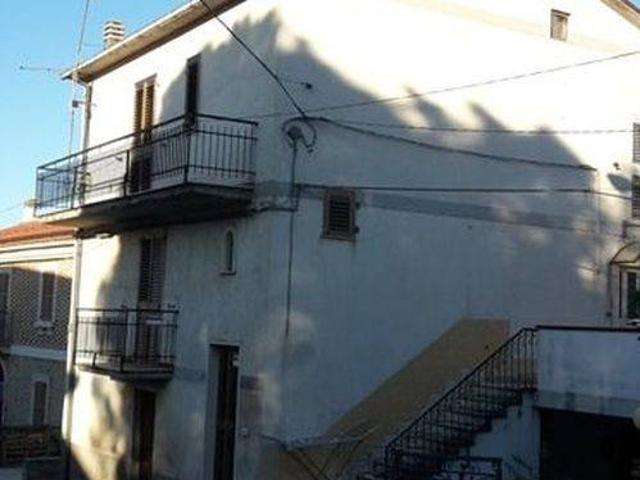 Villa Indipendente in vendita a Contrada Carpelle, Manoppello