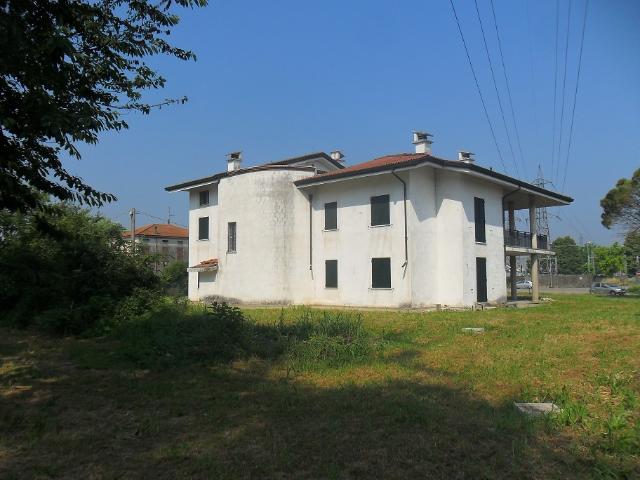 Villa Indipendente in vendita a San Giorgio Di Mantova, Lombardia