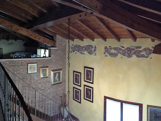 Villa Indipendente in vendita a Sparafucile, Mantova