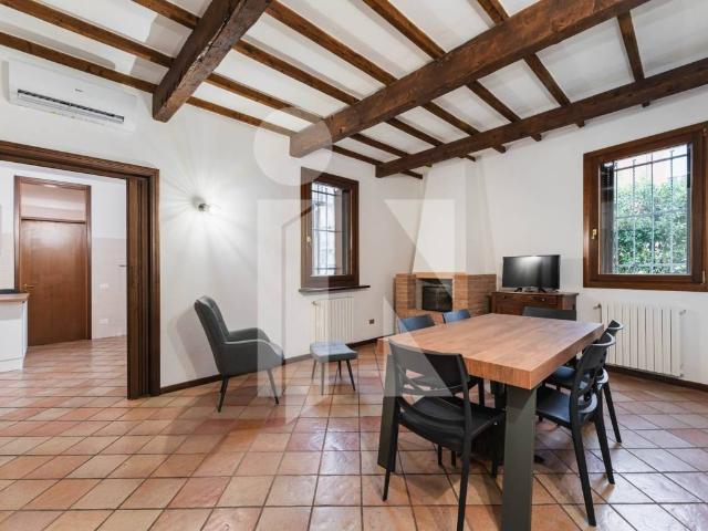Villa Indipendente in vendita a Borgo Pompilio, San Giorgio Di Mantova