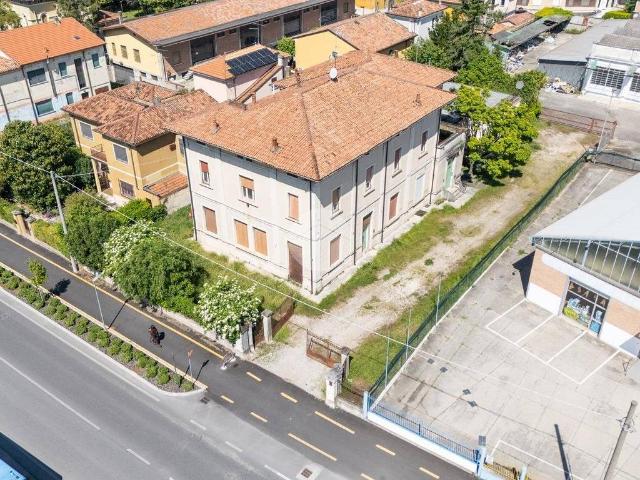 Villa Indipendente in vendita a Belfiore, San Giorgio Di Mantova