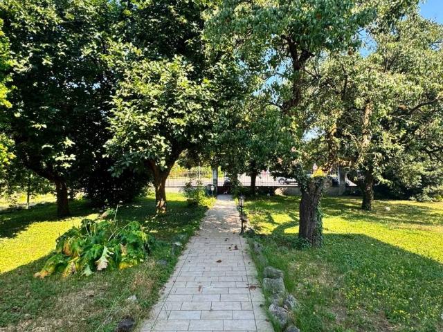 Villa Indipendente in vendita a Belfiore, San Giorgio Di Mantova