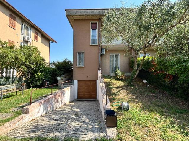 Villa Indipendente in vendita a Dosso del Corso, San Giorgio Di Mantova