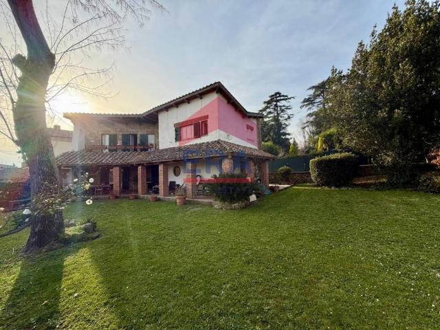 Villa Indipendente in vendita a Roma Capitale, Lazio