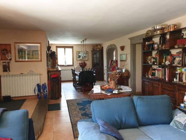 Villa Indipendente in vendita a Quadroni, Manziana