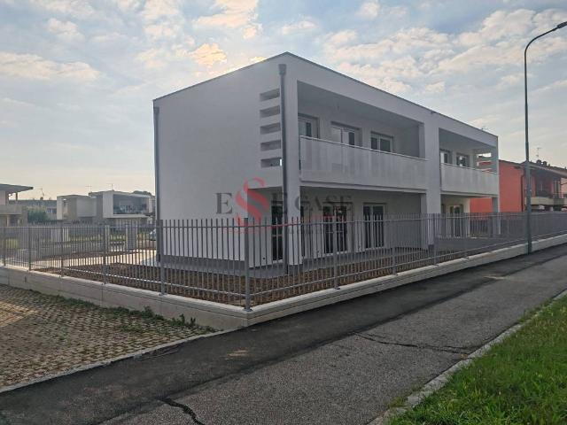 Villa Indipendente in vendita a Prezzate, Mapello