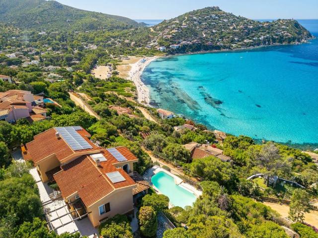 Villa Indipendente in vendita a Maracalagonis, Sardigna/Sardegna