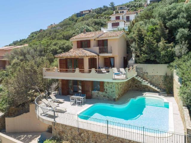 Villa Indipendente in vendita a Maracalagonis, Sardigna/Sardegna