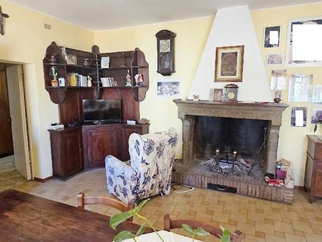 Villa Indipendente in vendita a Unione dei comuni del Distretto Ceramico, Maranello