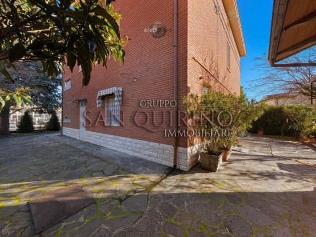 Villa Indipendente in vendita a Unione dei comuni del Distretto Ceramico, Maranello