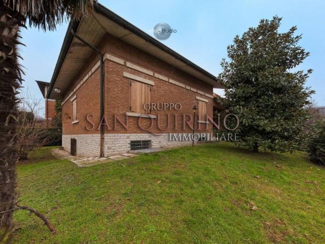 Villa Indipendente in vendita a Unione dei comuni del Distretto Ceramico, Maranello