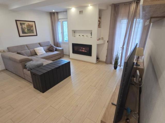 Villa Indipendente in vendita a Unione dei comuni del Distretto Ceramico, Maranello