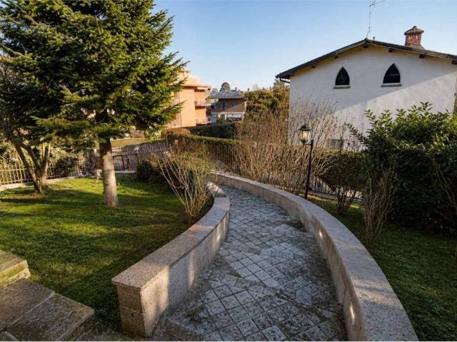 Villa Indipendente in vendita a Unione dei comuni del Distretto Ceramico, Maranello
