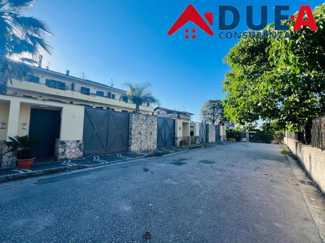 Villa Indipendente in vendita a Marano Di Napoli, Campania