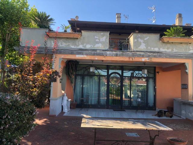 Villa Indipendente in vendita a Marano Di Napoli, Campania