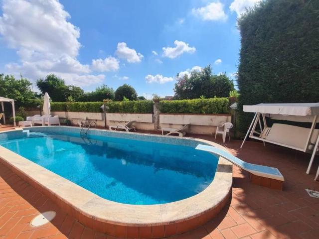 Villa Indipendente in vendita a Marano Di Napoli, Campania