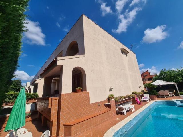 Villa Indipendente in vendita a Marano Di Napoli, Campania