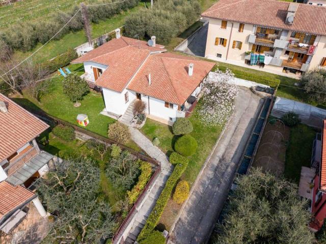Villa Indipendente in vendita a Marano Di Valpolicella, Veneto