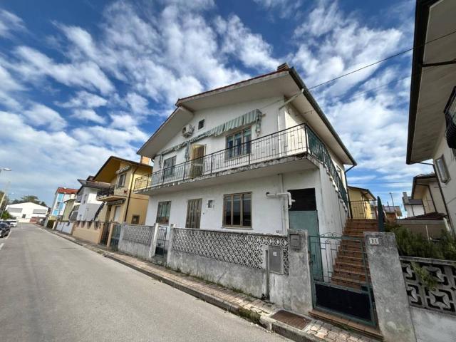 Villa Indipendente in vendita a Borgo Genio, Marano Lagunare