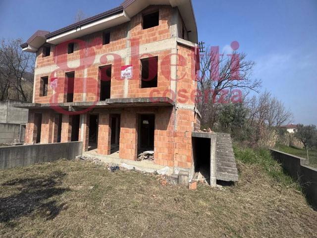 Villa Indipendente in vendita a Calabria, Cosenza