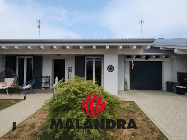 Villa Indipendente in vendita a Marano Ticino, Novara