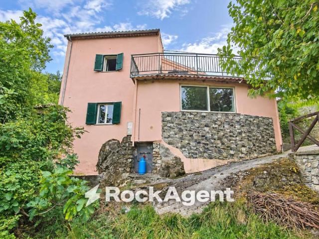 Villa Indipendente in vendita a Massa, Maratea