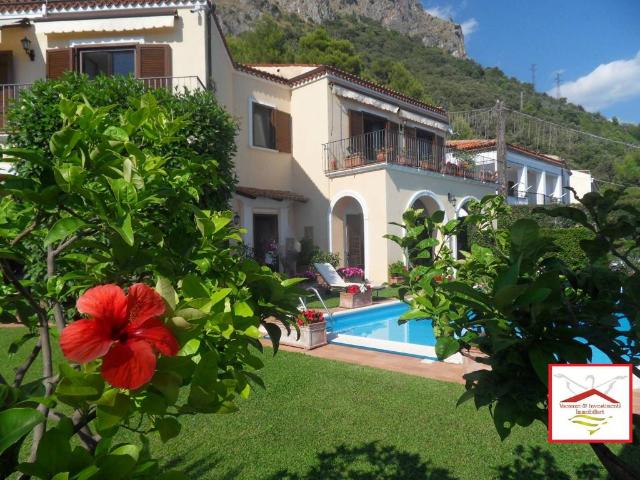 Villa Indipendente in vendita a Porto di Maratea, Maratea