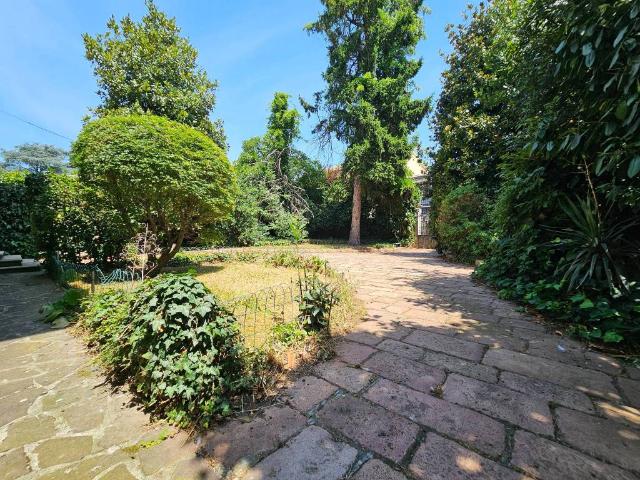 Villa Indipendente in vendita a Marcallo, Marcallo Con Casone