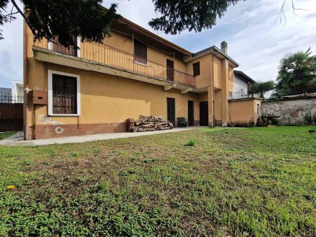 Villa Indipendente in vendita a Marcallo Con Casone, Lombardia