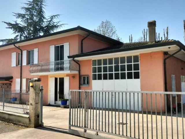 Villa Indipendente in vendita a Marcaria, Lombardia