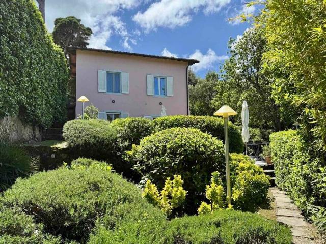 Villa Indipendente in vendita a Il Tasso, Marciana