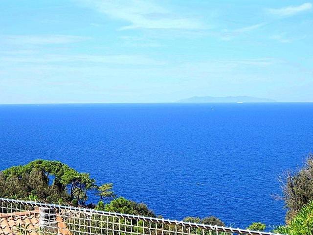 Villa Indipendente in vendita a Marciana Marina, Toscana
