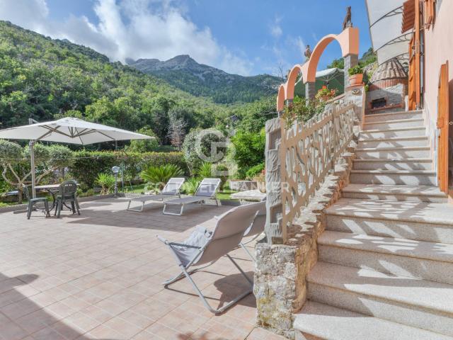 Villa Indipendente in vendita a Marciana, Toscana
