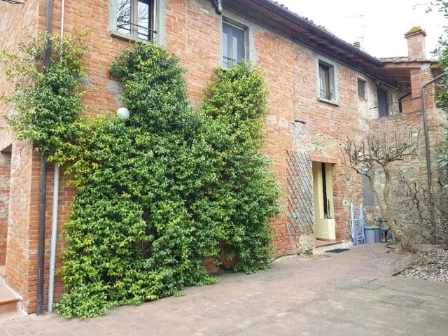 Villa Indipendente in vendita a Marciano Della Chiana, Toscana