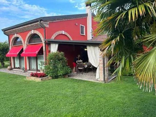 Villa Indipendente in vendita a Marcon, Veneto