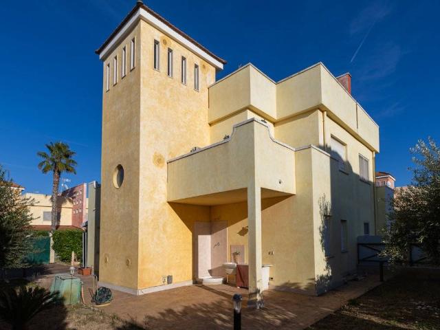 Villa Indipendente in vendita a Puglia, Barletta-andria-trani
