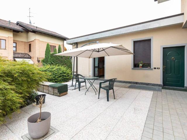 Villa Indipendente in vendita a Mariano Comense, Lombardia