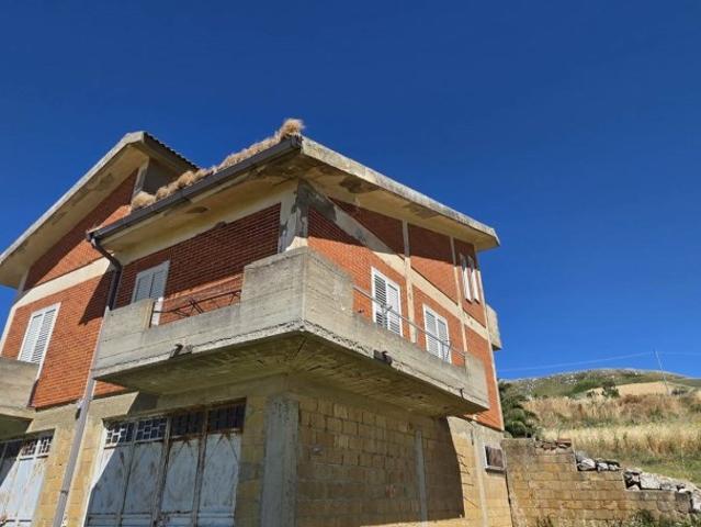 Villa Indipendente in vendita a Petralia Sottana, Sicilia