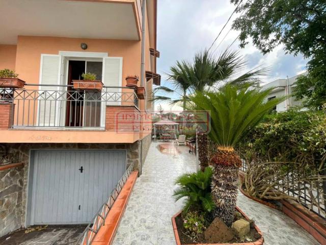 Villa Indipendente in vendita a Marigliano, Campania