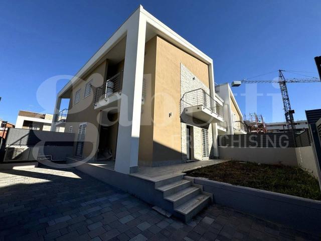 Villa Indipendente in vendita a Roma Capitale, Lazio