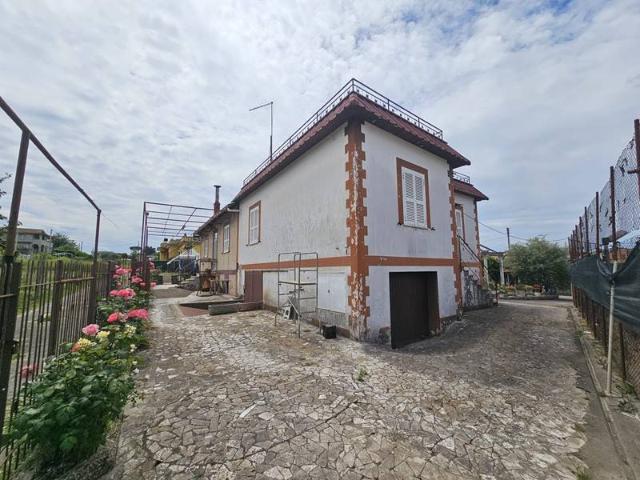 Villa Indipendente in vendita a Villaggio Vigna Fiorita, Roma Capitale