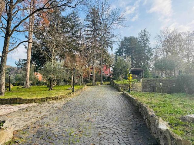 Villa Indipendente in vendita a Roma Capitale, Lazio